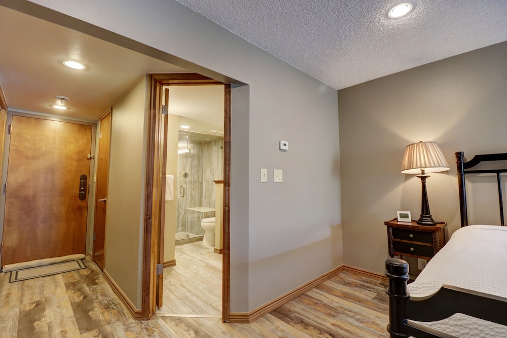 SkyRun Copper Mountain Resort Vacation Lodging