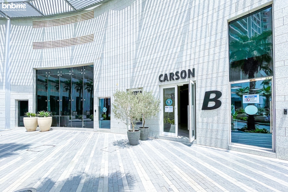 ST-Carson Tower B-2716 by bnbme homes
