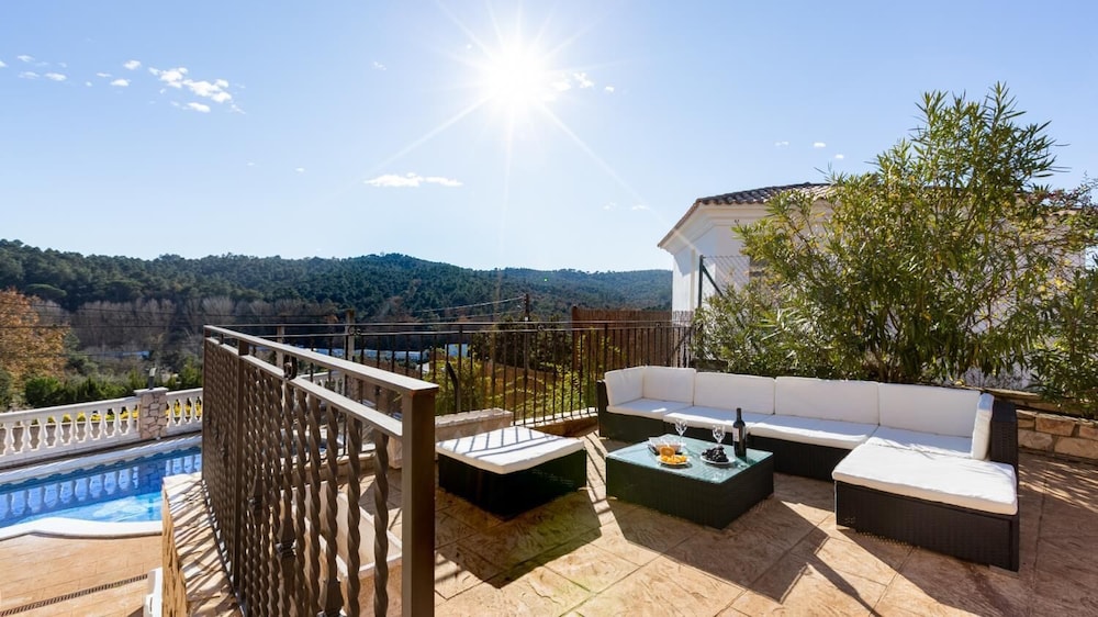 Sotet in Vidreres With 4 Bedrooms and 2 Bathrooms