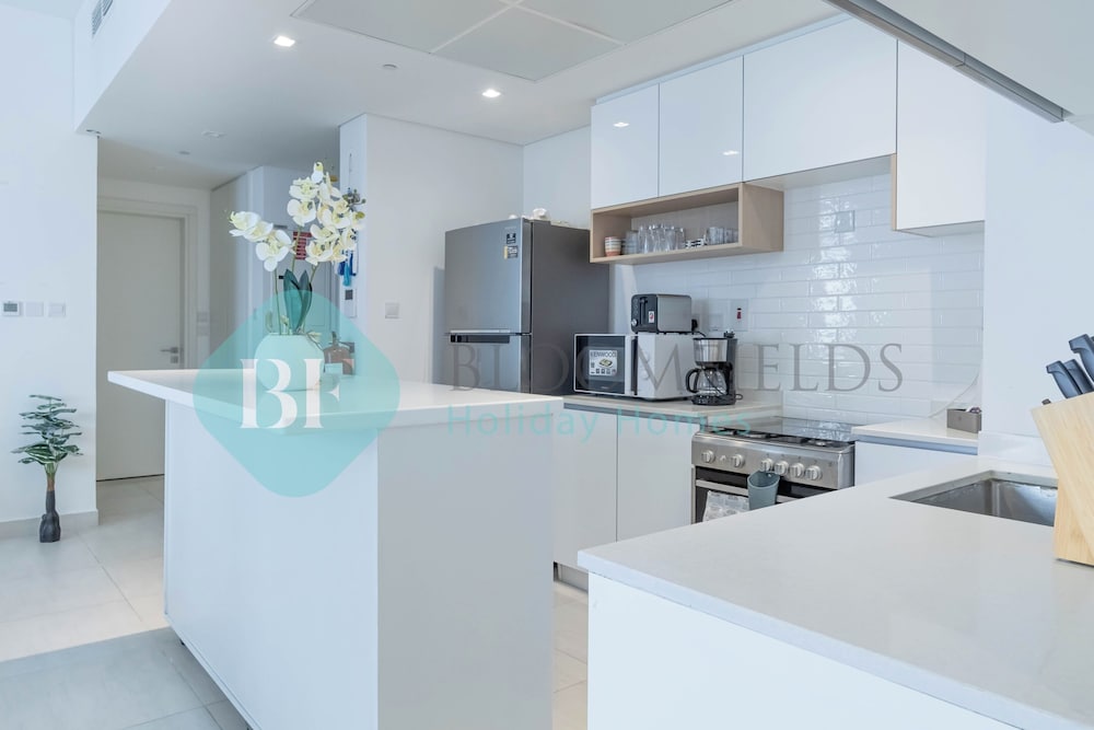 Bloomfields Metropolitan 3BR In Bridges