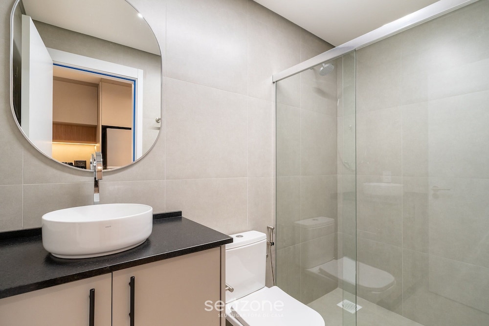 Modern and Fully Equipped Apartments Just Minutes From Lagoa da Conceicao and the Beach - VTD