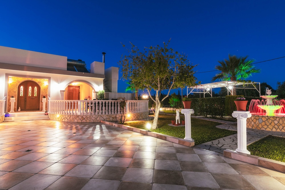 Fontana Holiday Home