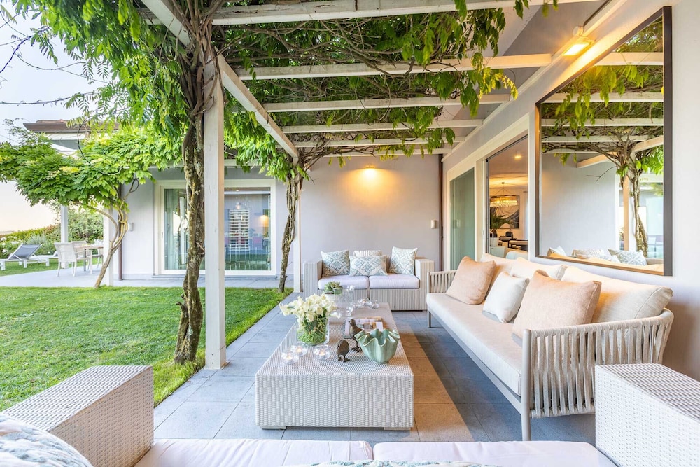 The Secret Escape Villa
