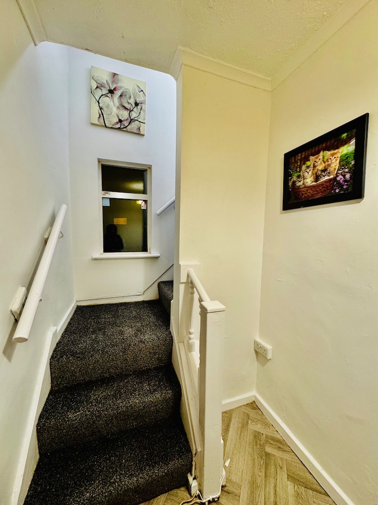 Kidderminster West Midlands Birmingham 3 Bedrooms