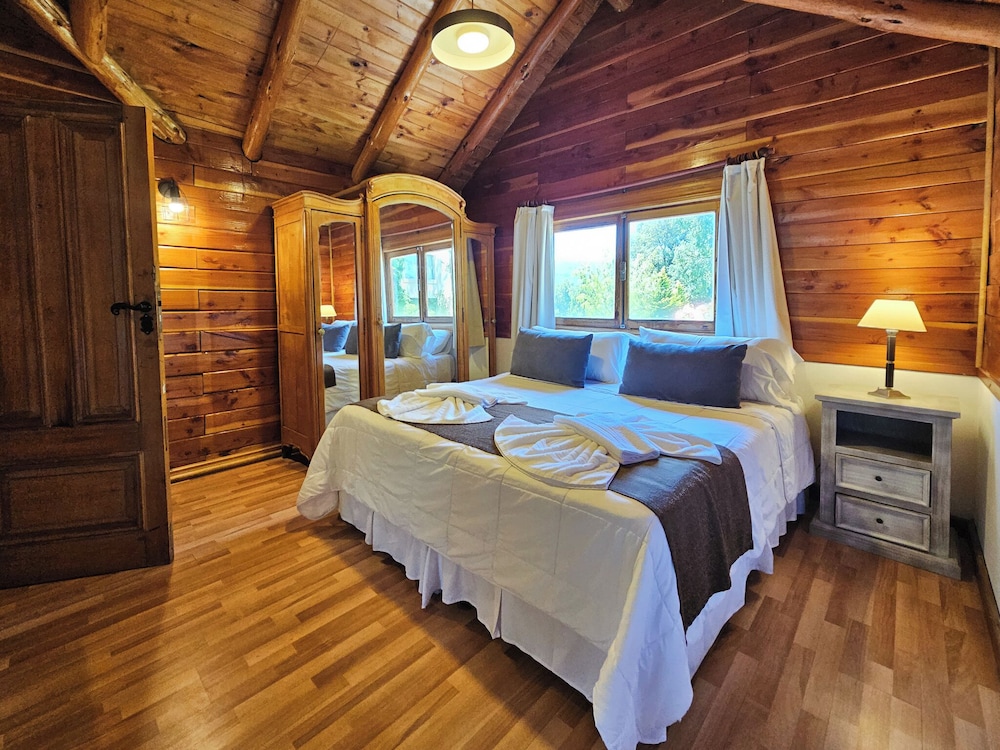 Rotui Luxury Village