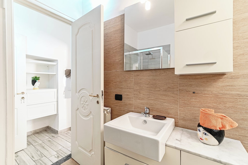 Chic apt near Duomo di Como
