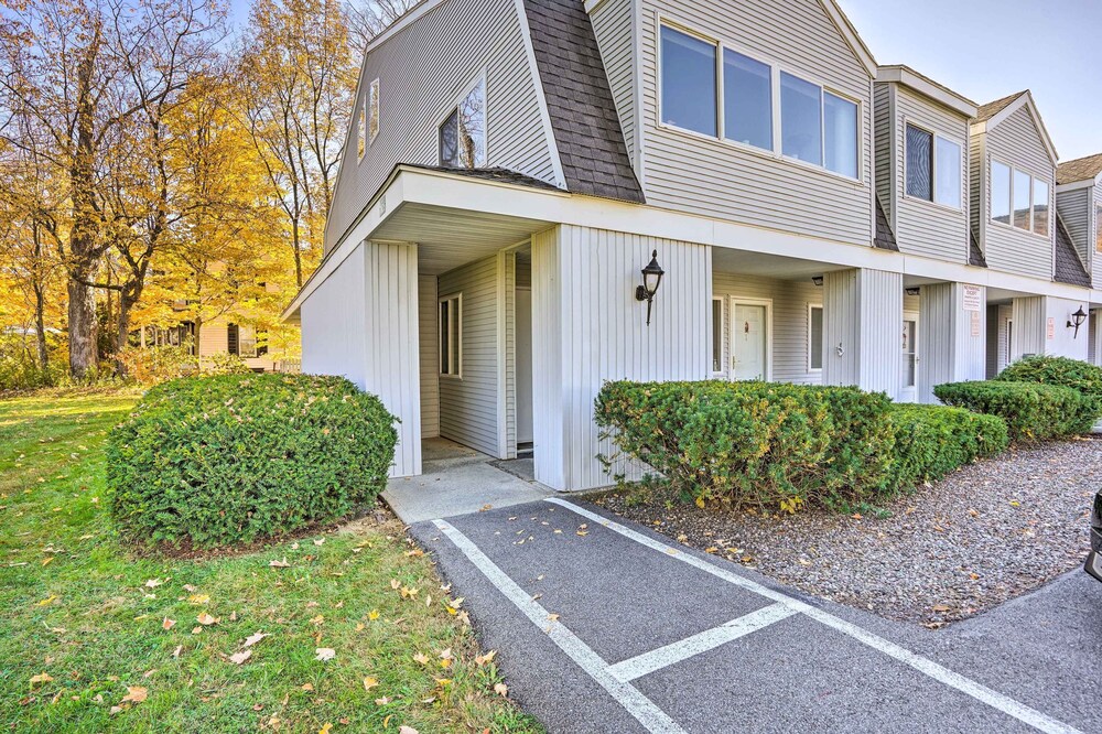 First-floor Hunter Condo < 1 Mi to Slopes! view 2