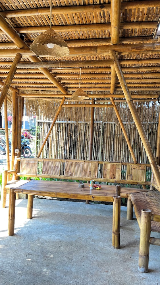 elbamboo guesthouse