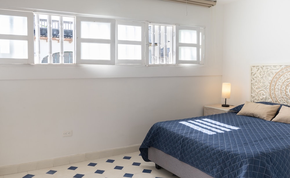 5CT-L CASA COLONIAL EN GETSEMANI
