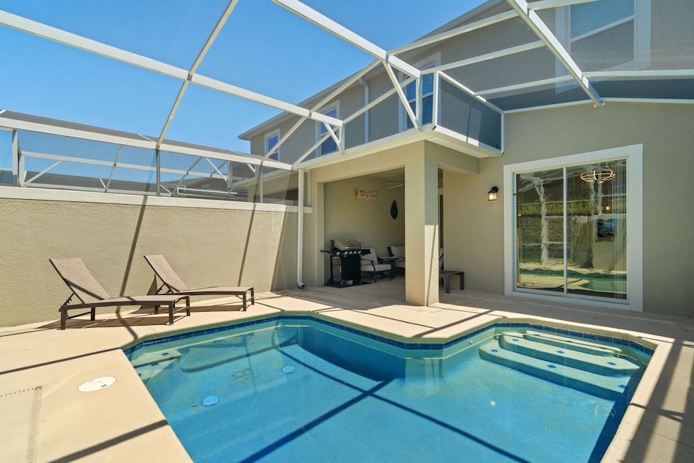 Magical Themed Home With Pool in Top Resort