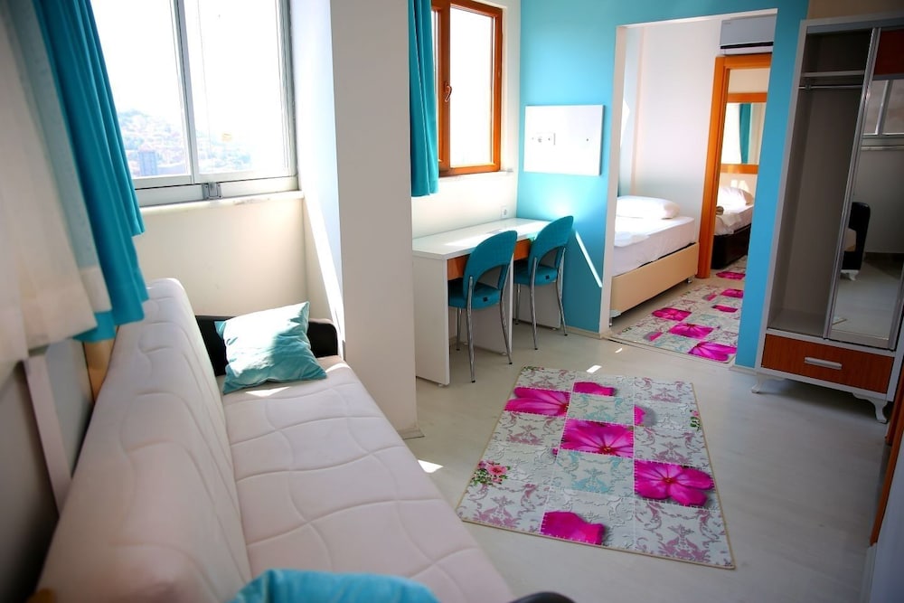 Can Residence