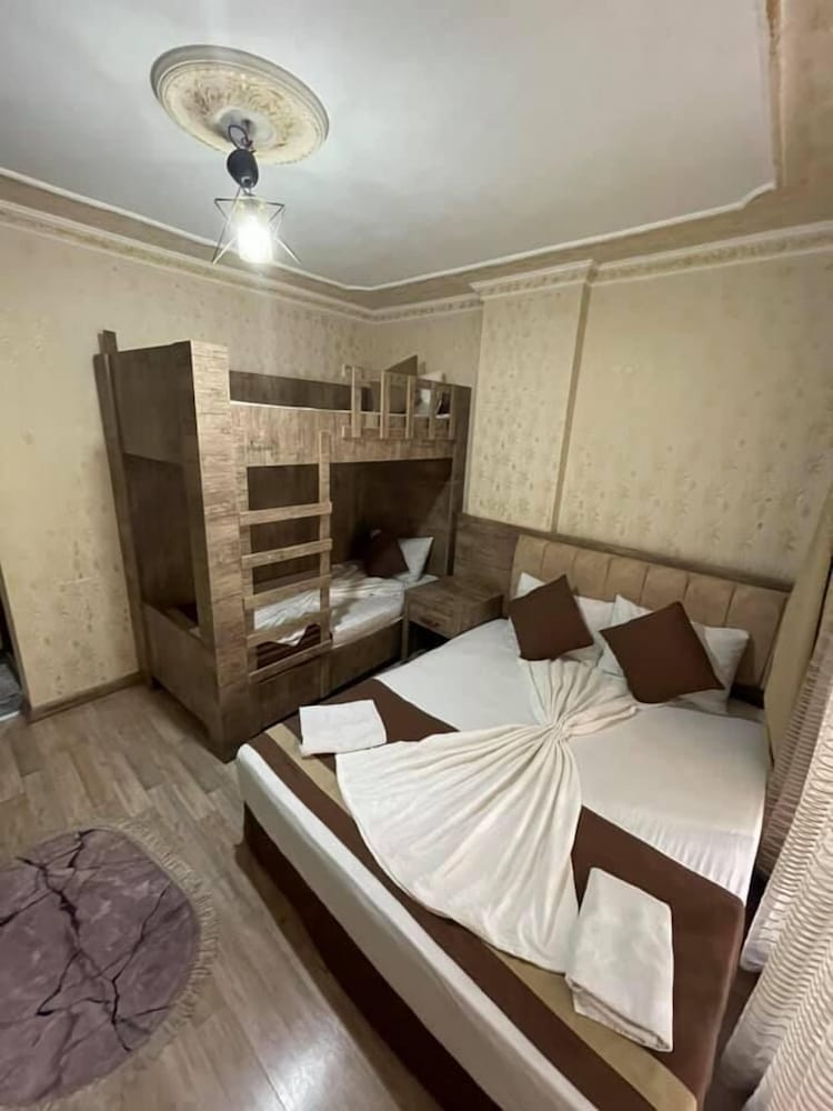 Ozgur Otel - Image 25