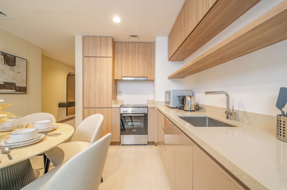 Impressive 2BR Apt with Premium