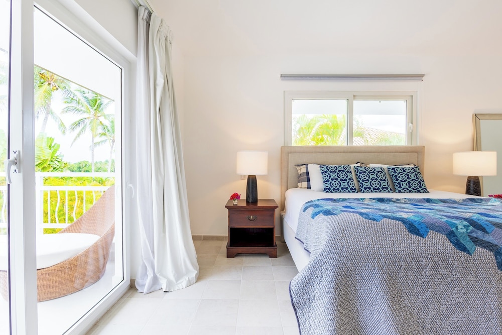 Villa Buganvilla 252 - 4BR Pool Jacuzzi Golf