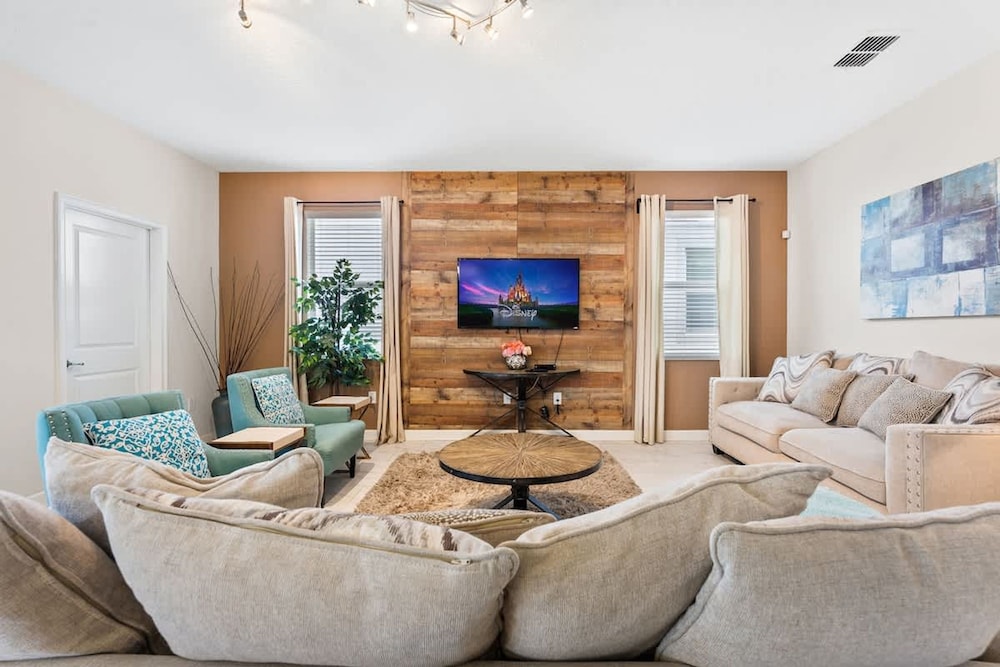 6BR Game Room Plus Large Pool
