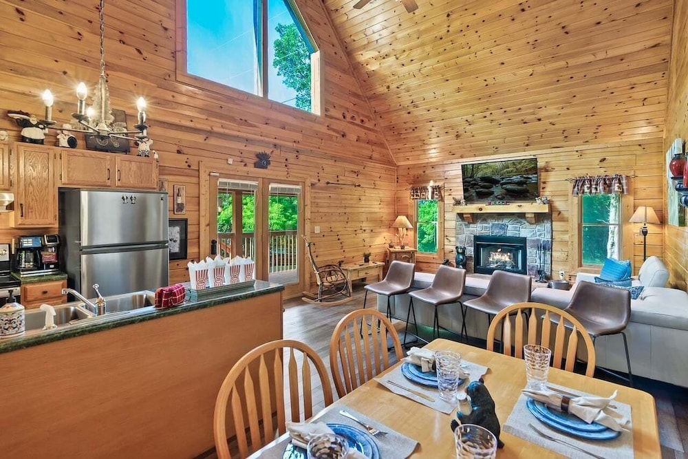 Manaaki - The Happy Cabin 2 Bedroom Cabin