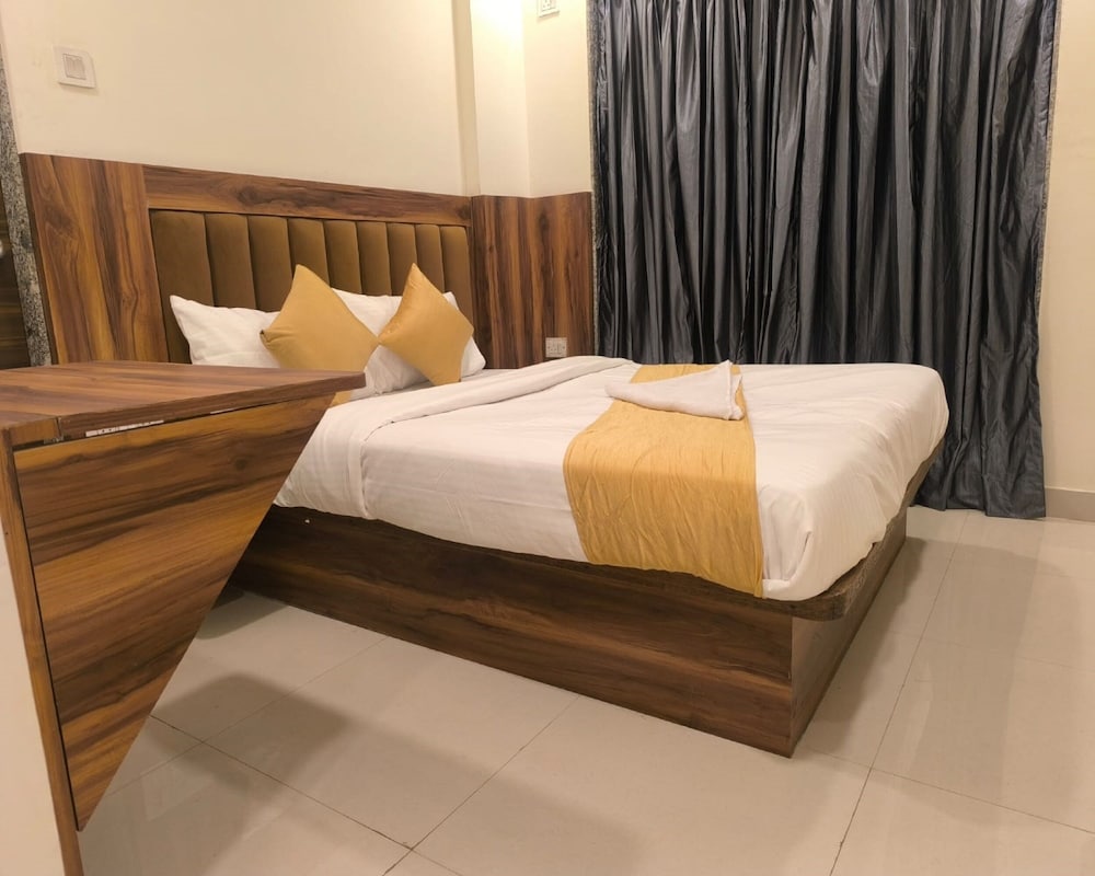 Hotel Ratna Residency