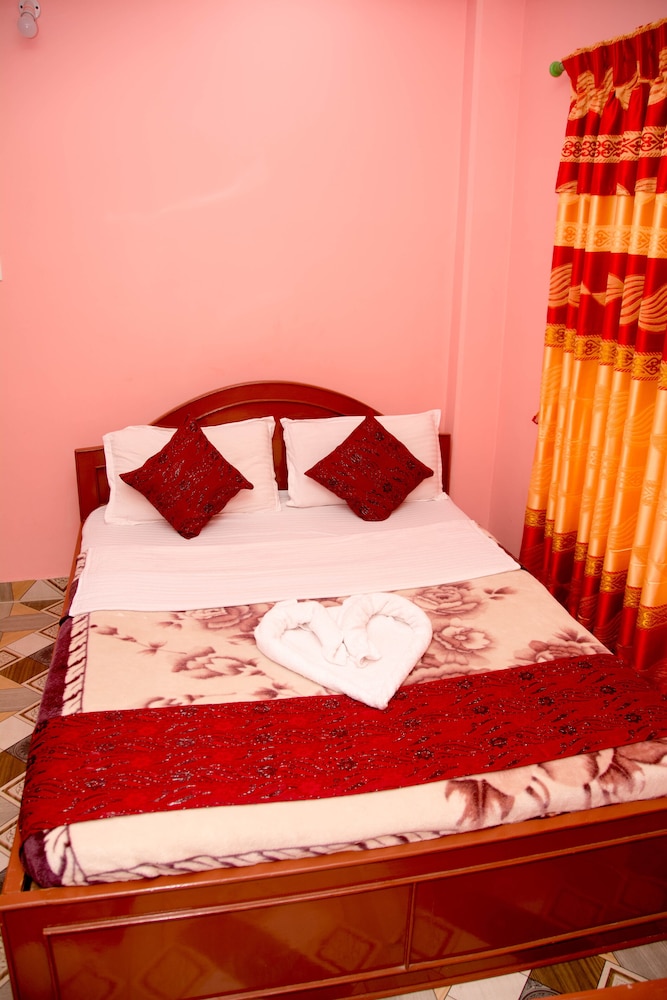 Mount Blue Tourist Hostel