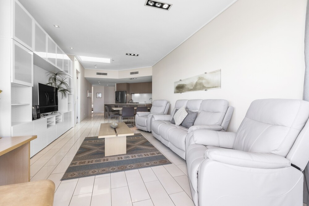 Luxury Apartments on Bells Boulevard