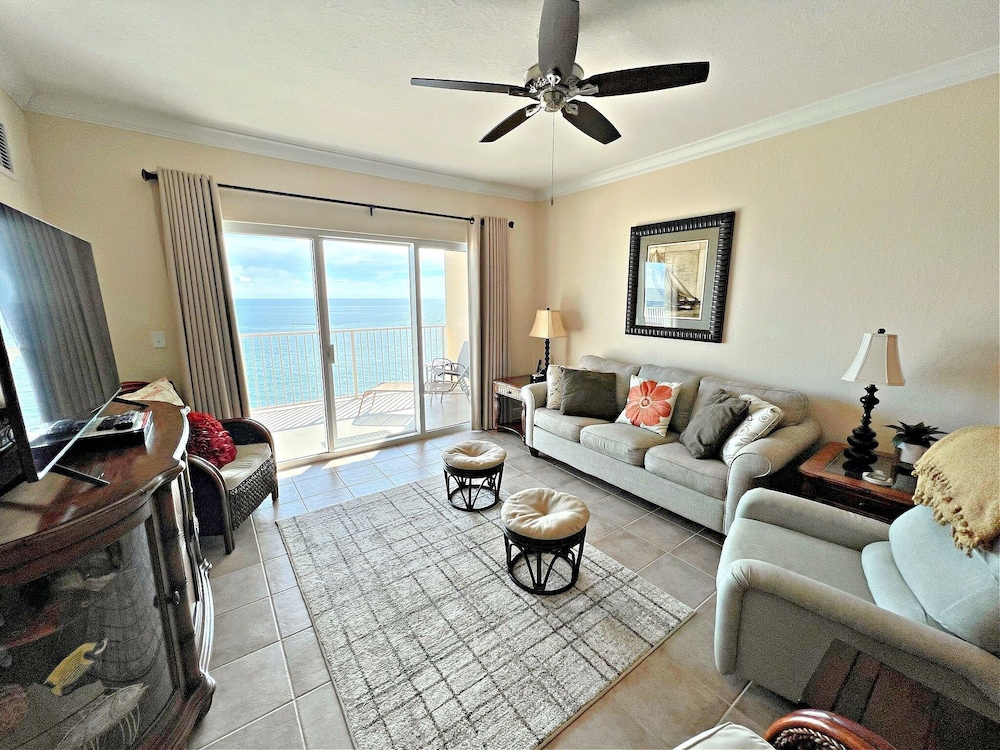 Crystal Shores West 707
