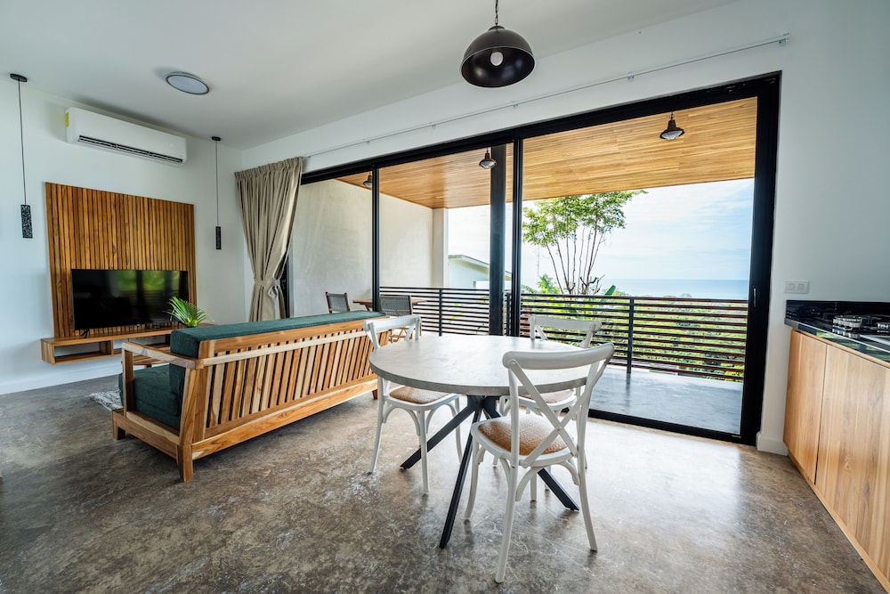 Sea View Paradise Retreat by Sea N' Rent