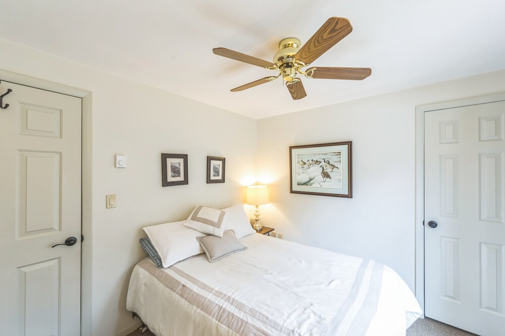 Moxham 58h - Adirondack Retreat Mountain Views 3 Bedroom Townhouse by The Summit at Gore Mountain