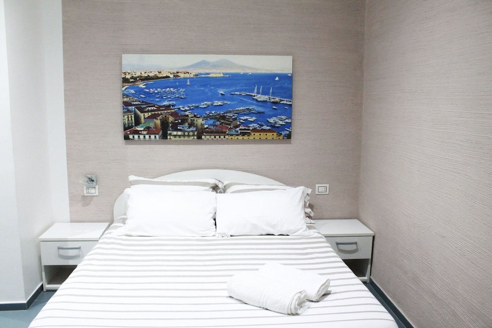 Santos Apartments by Linc