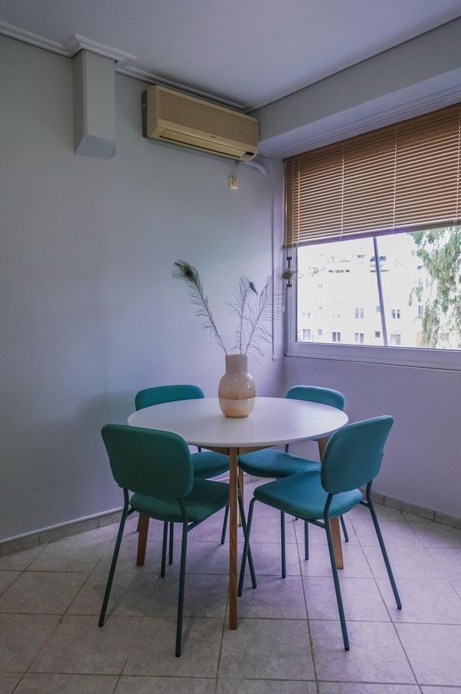 Cosmos Apartment in Athina