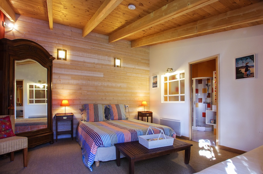 Logis Saint Leonard view 3
