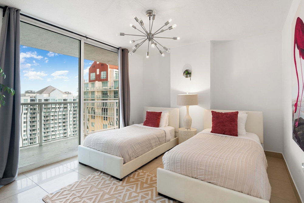 Modern Condos Located in Brickell