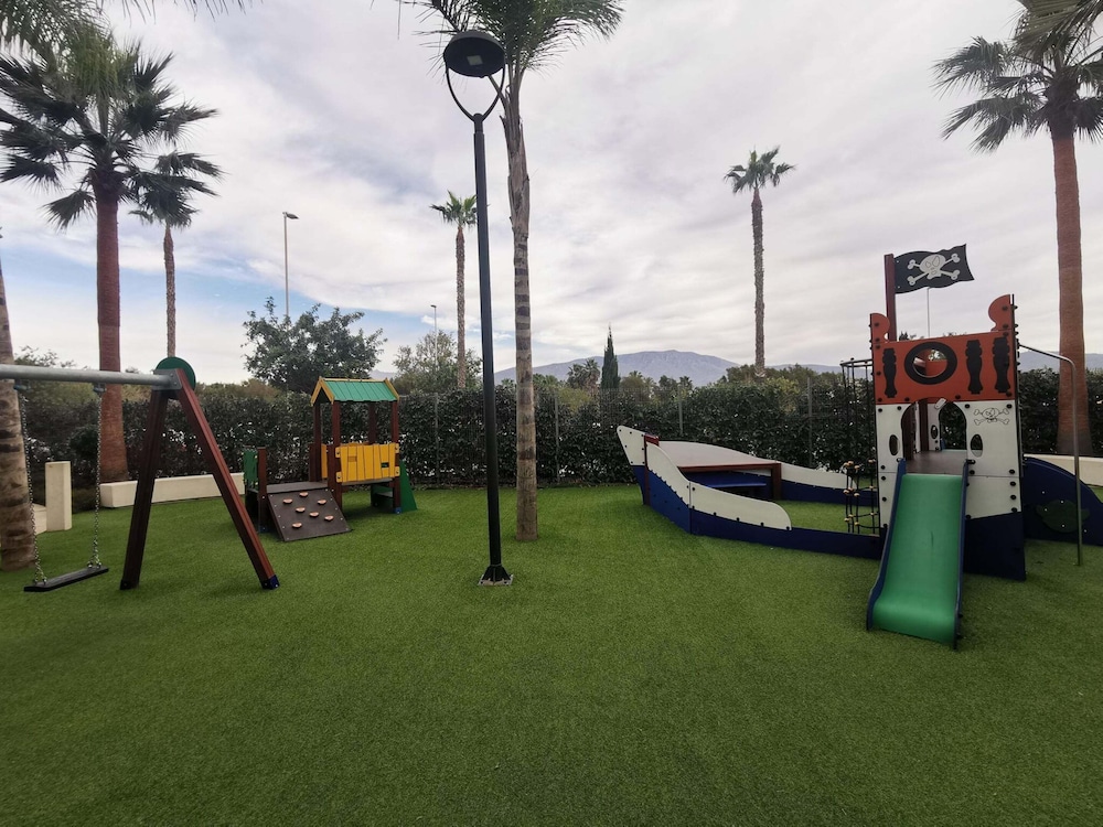 Apartment in Motril Near Los Moriscos Golf