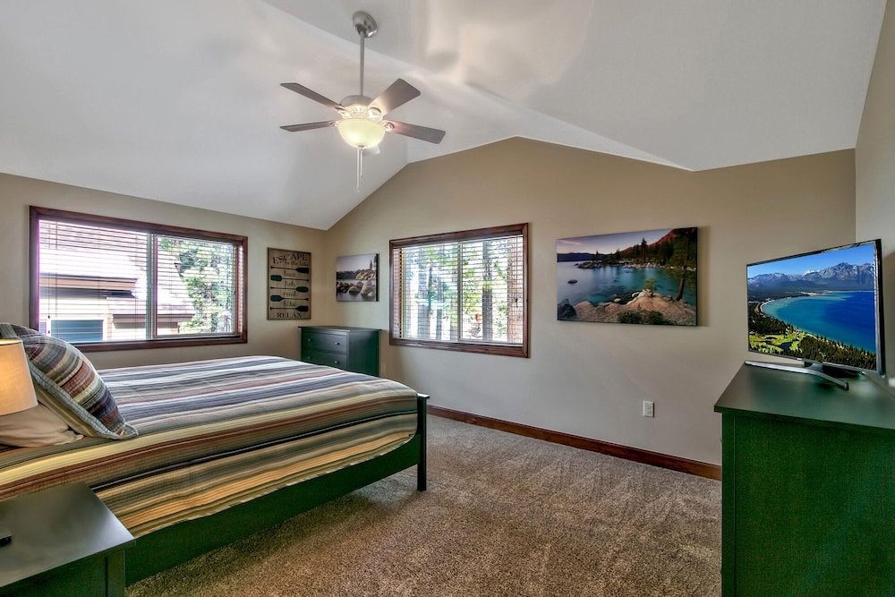 Conifer Chalet 3 Bedroom Condo