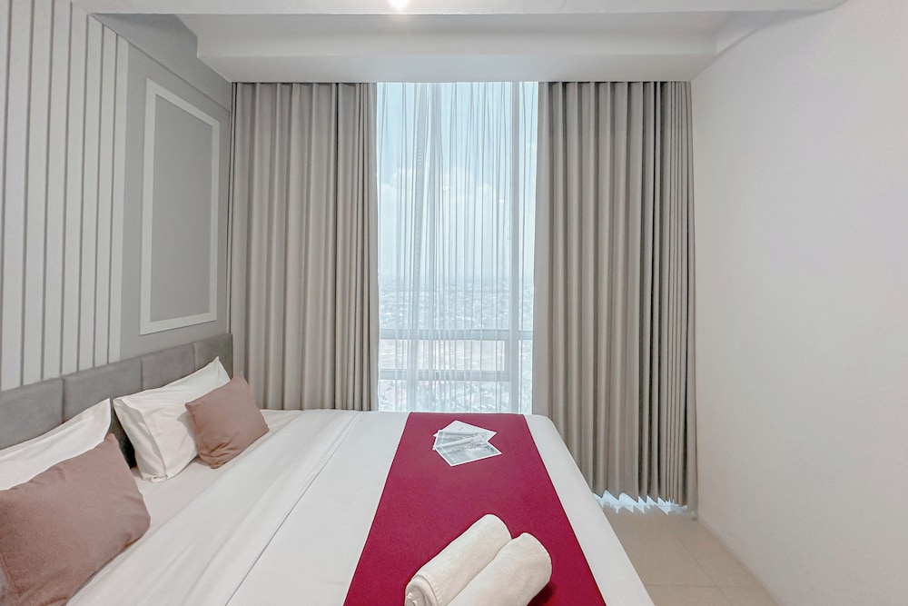 Combined Grey Toned 2Br Apartment At The City Square Surabaya