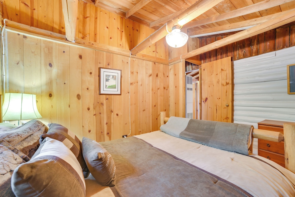 Beach + Game Room Access: Lakefront Levering Cabin
