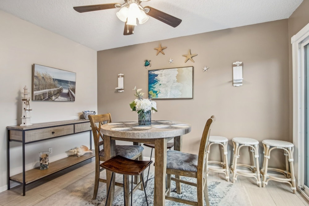 Fernandina Shores 6355 2 Bedroom Condo