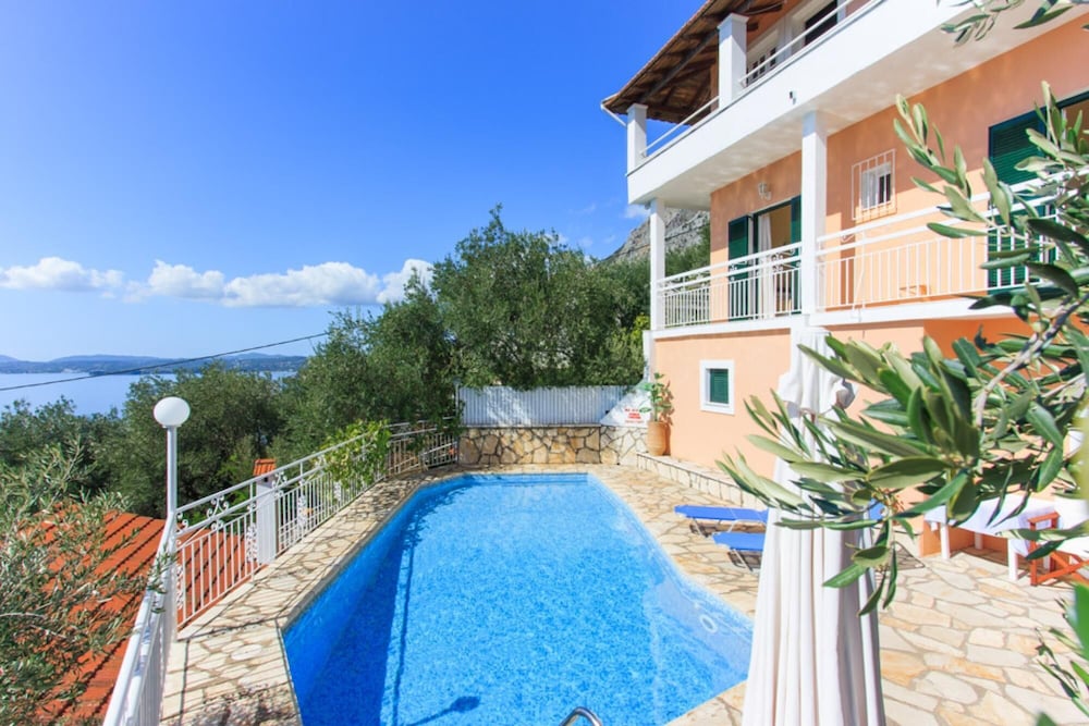 Villa Amalia Large Private Pool Walk to Beach Sea Views A C Wifi - 2120 view 2