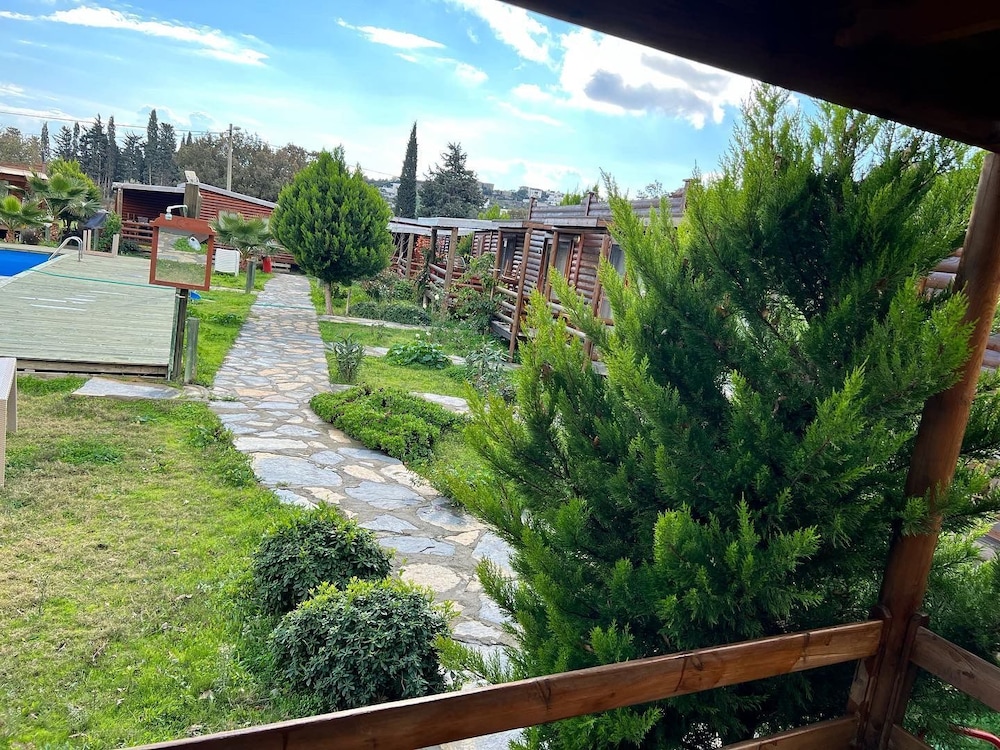 Hotel Woodentowns - Image 1