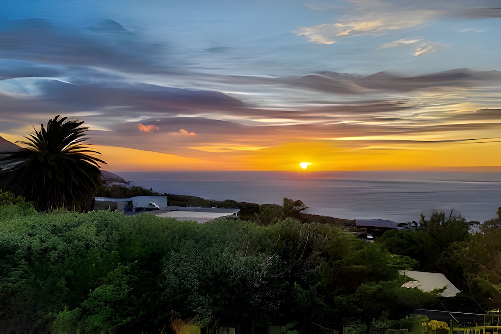 Cape Rose Cottage