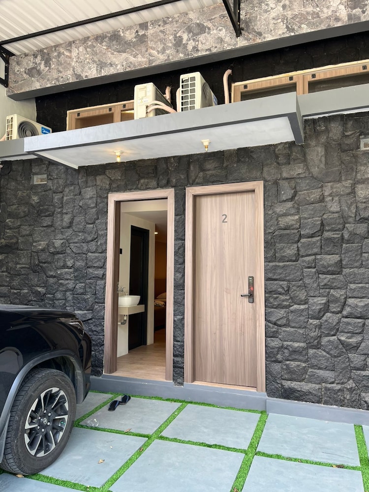 INSAHAUS Guest House Malang