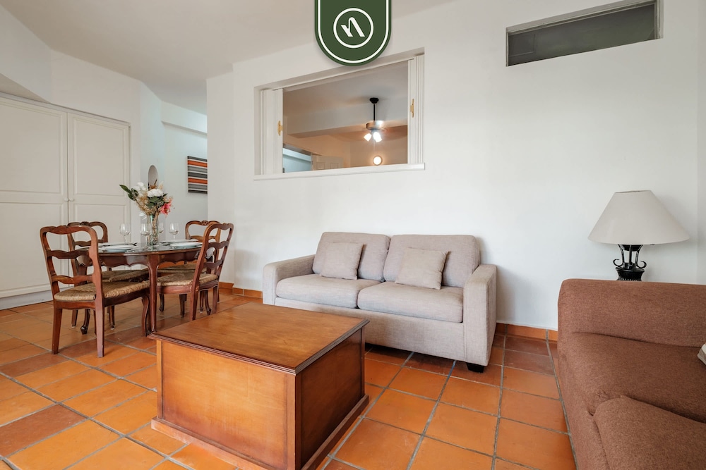 One Beach Street 310 C