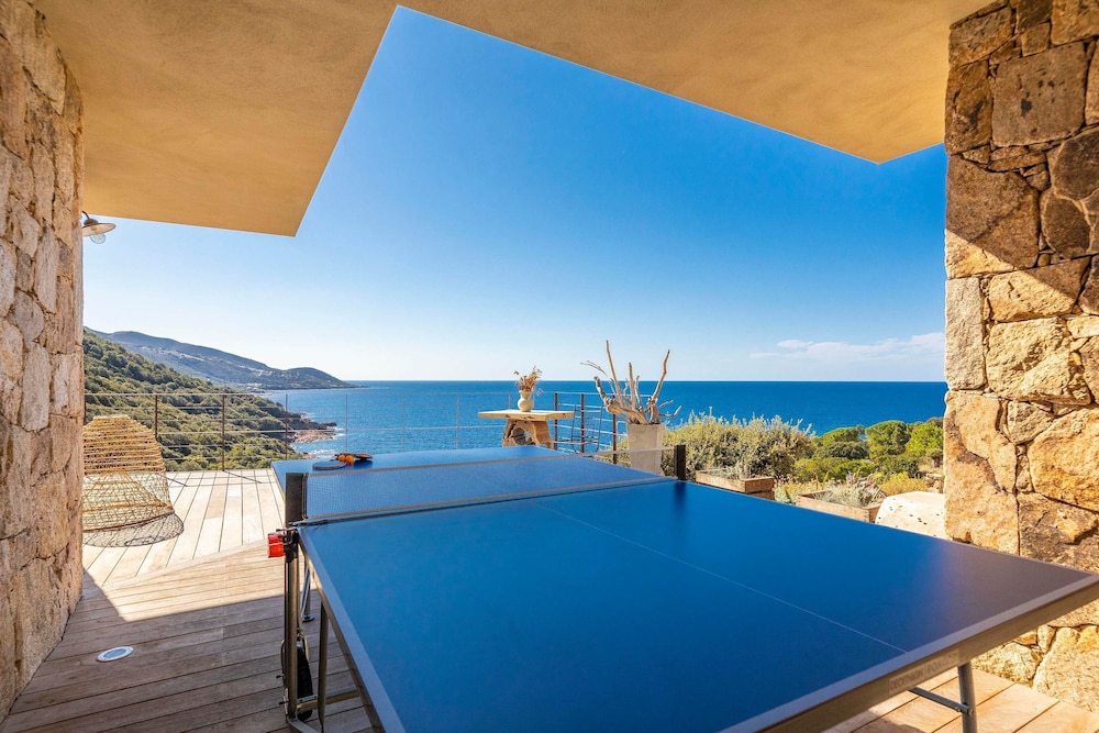Architect Villaproperty Sea View Close to the Beaches