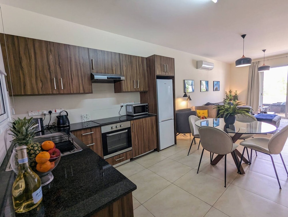 Violetta Apartment Ground Floor Pool View