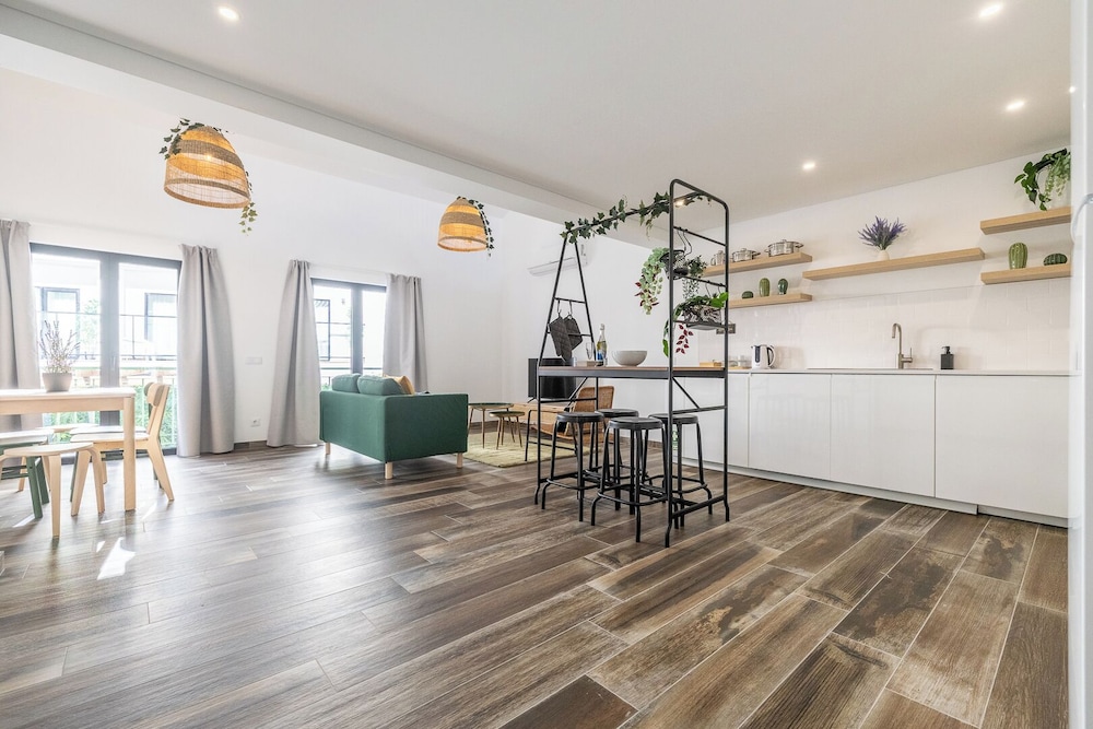 Roots Apartments