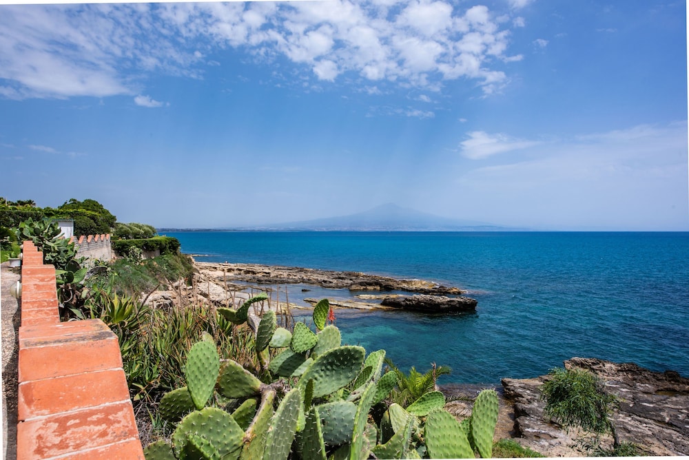 Villa Acqua Saracena by Wonderful Italy