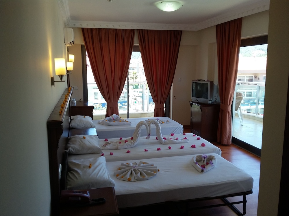 Cihan Turk Otel - Image 10