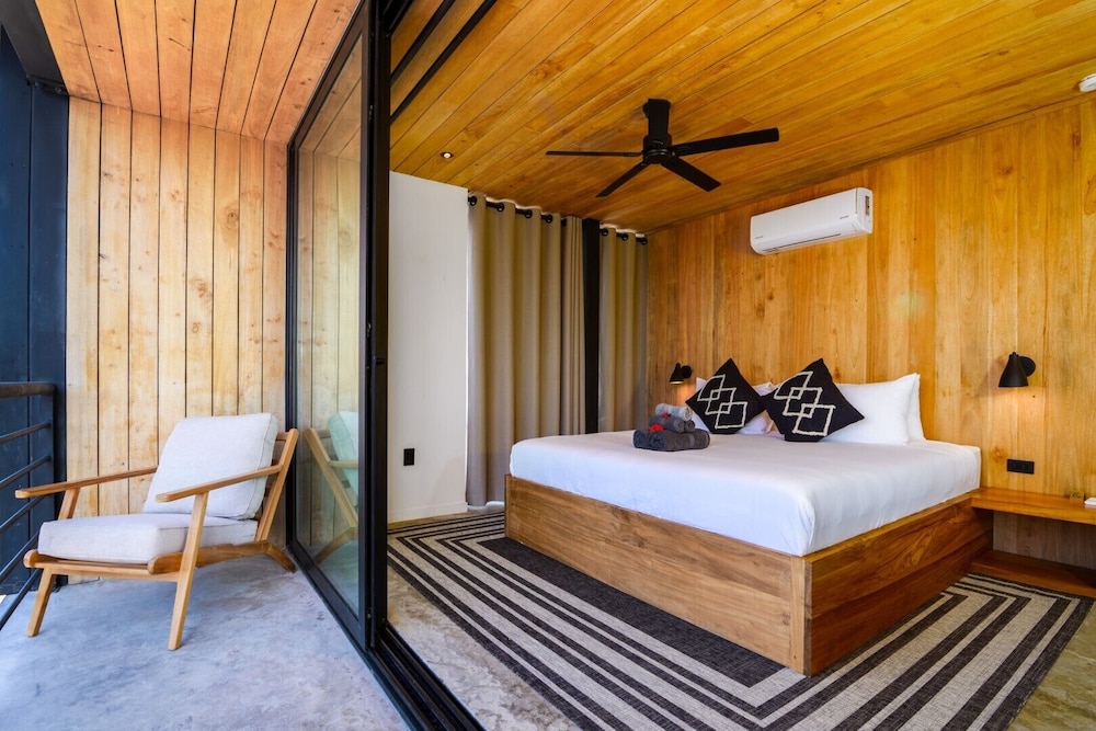 Shadow Sands Villa