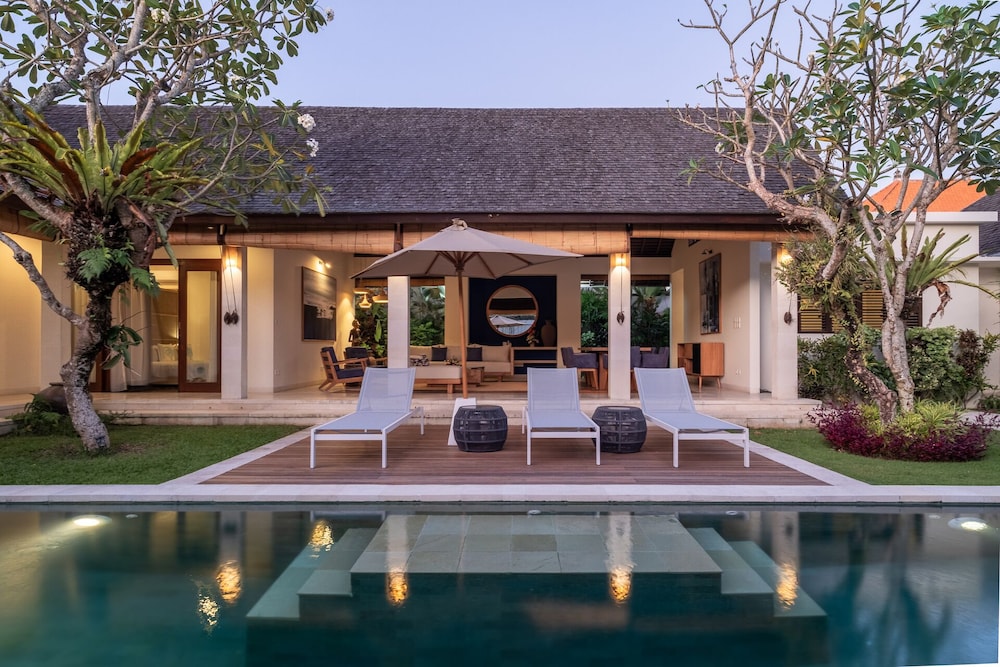 Saba Villa