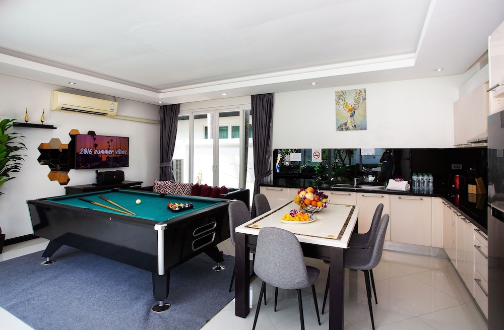 Hollywood Pool Villa Jomtien Pattaya