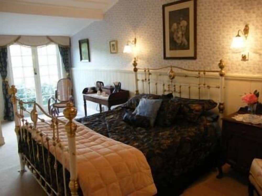 Foxgloves Bed and Breakfast view 2