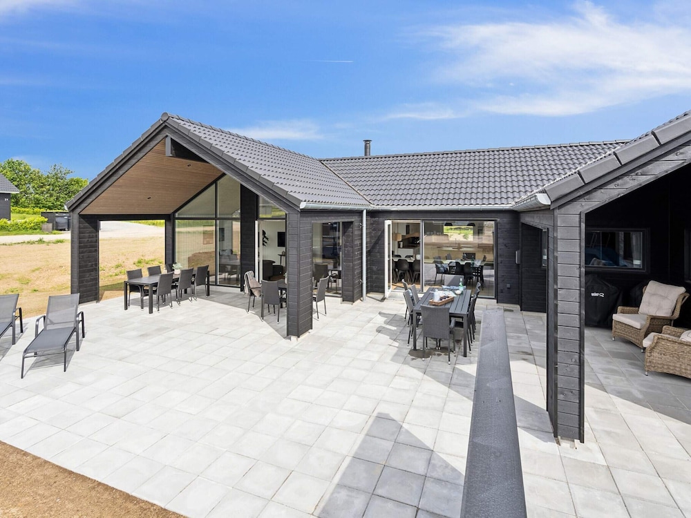 5 Star Holiday Home in Sydals